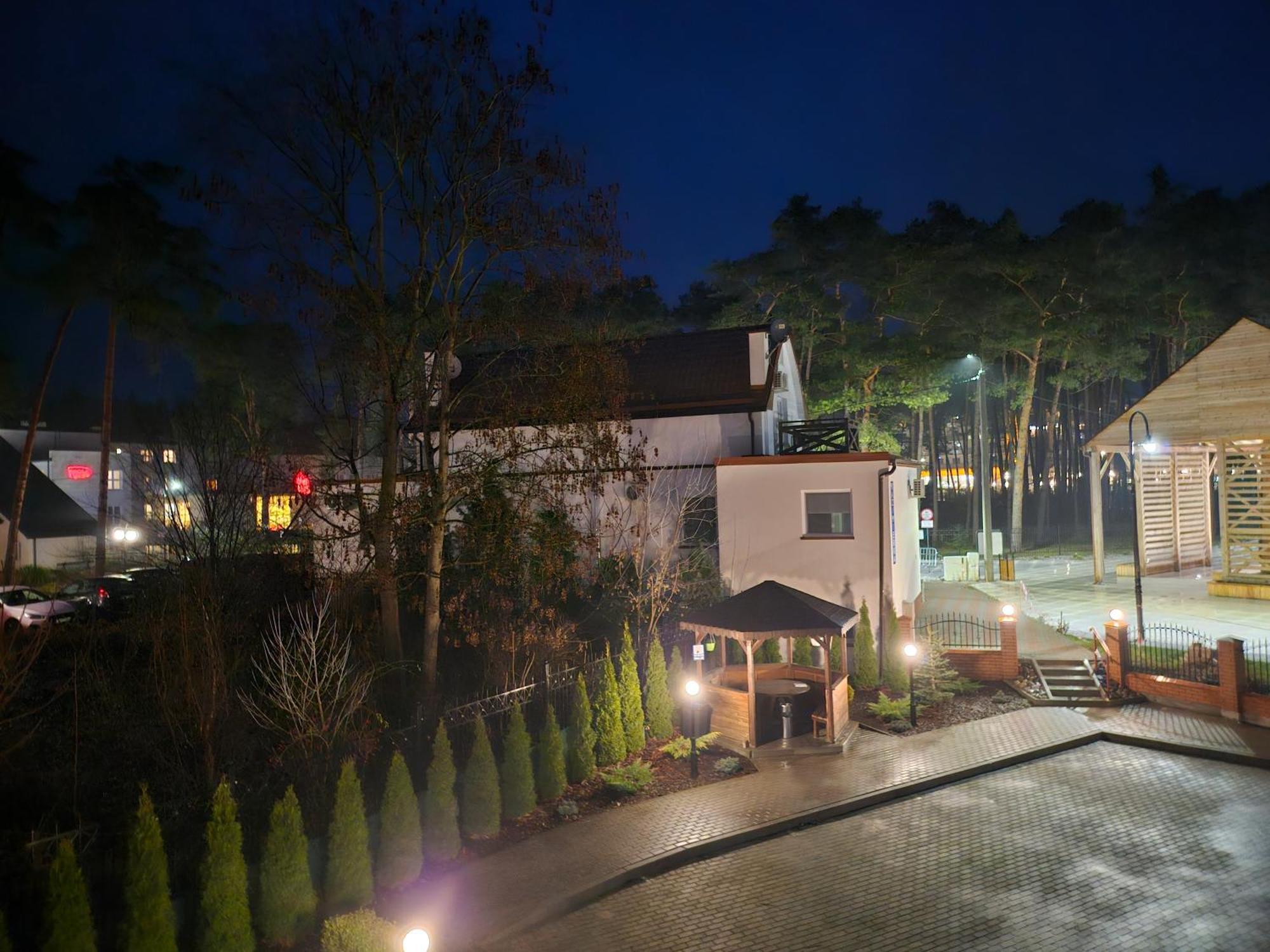 "Hel" Wieniec Zdroj Wloclawek Exterior photo